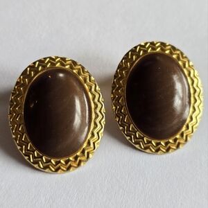 Vintage earrings brown gold tone clip clipon oval
